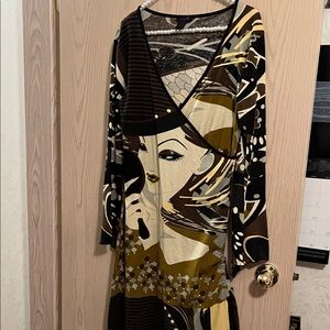 Artistic Long Sleeve Dress with Graphic Print